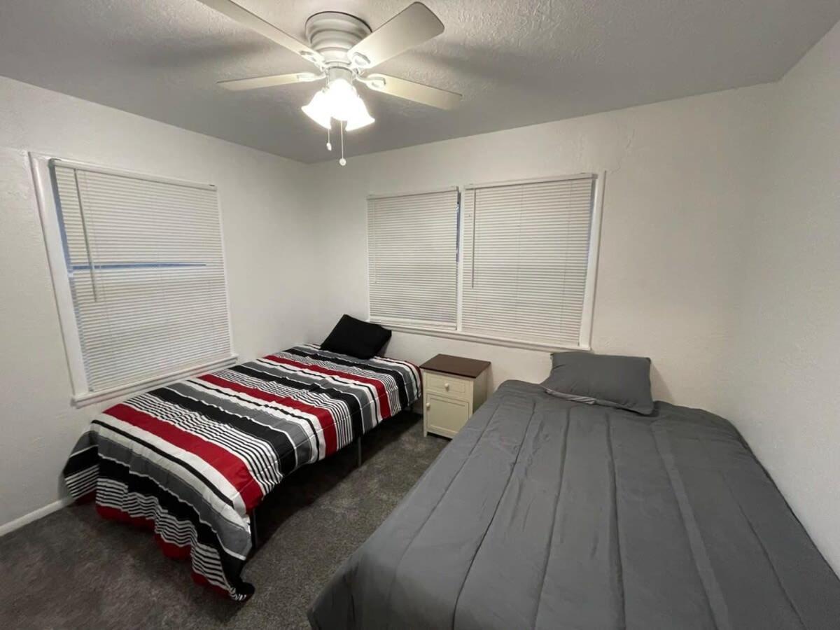Cozy 3-Bedroom, 1-Bath Home Close To Fort Sill Lawton Ngoại thất bức ảnh